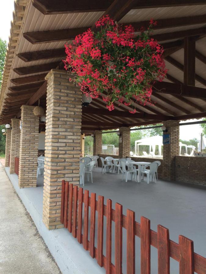 Appart hôtel Avra Lefkimi